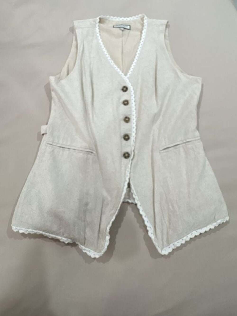 Women's Button-Down Linen Vest with Lace Trim